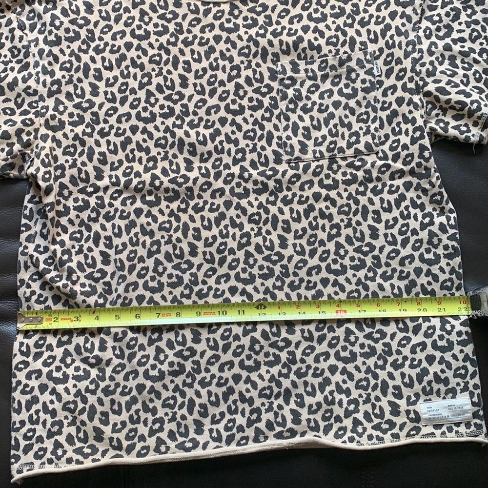 • Leopard Print T • - Picture 10 of 13